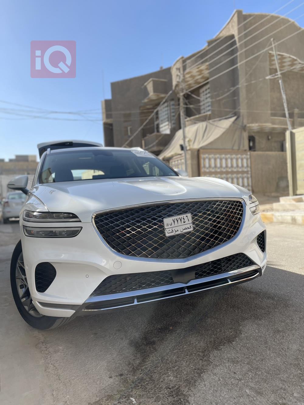 جێنسس GV70
